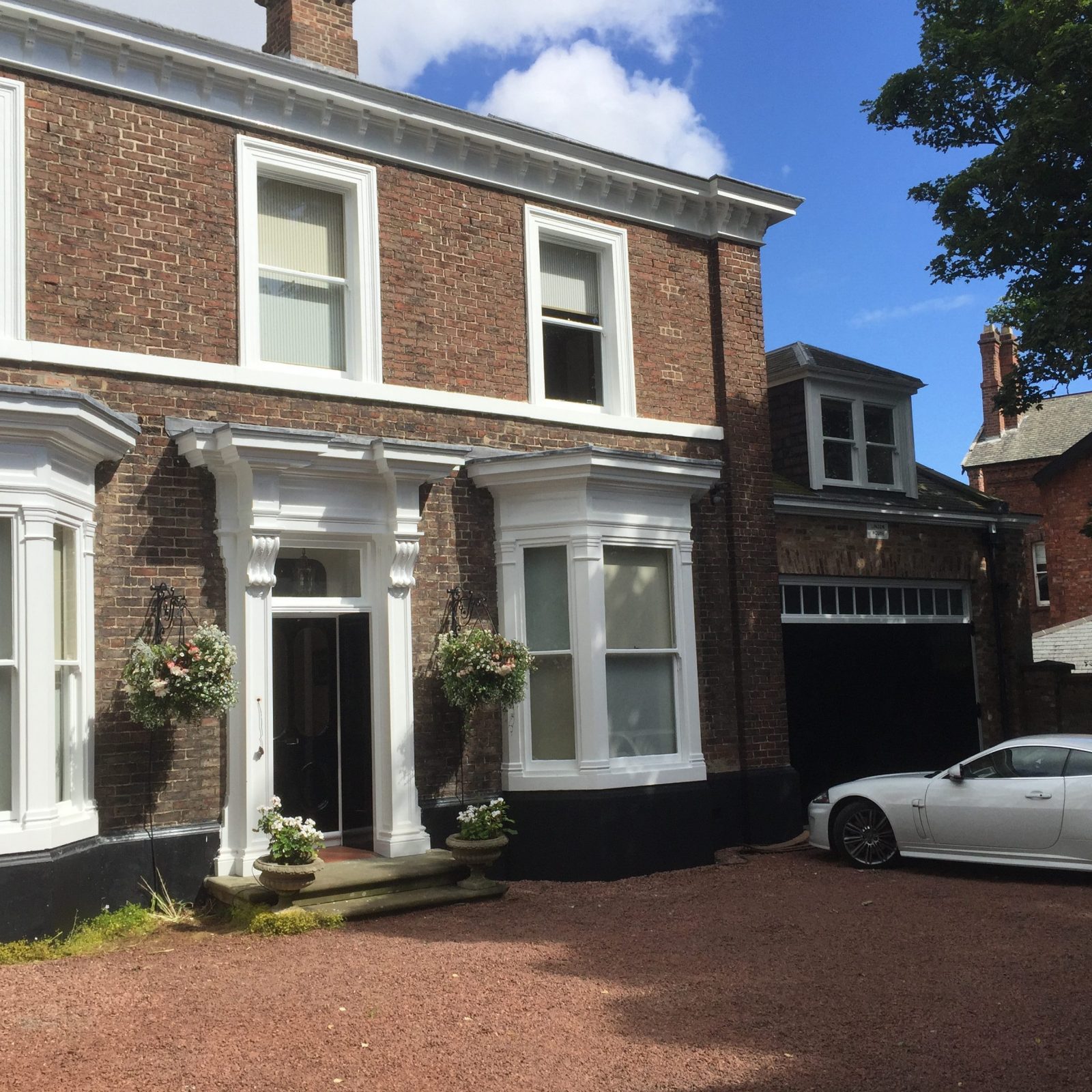 Grove Decorators